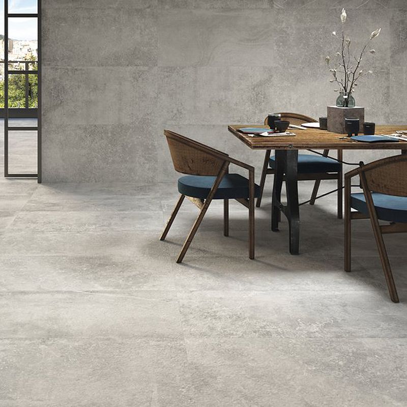 Porcelanato Gris Cemento – Hall
